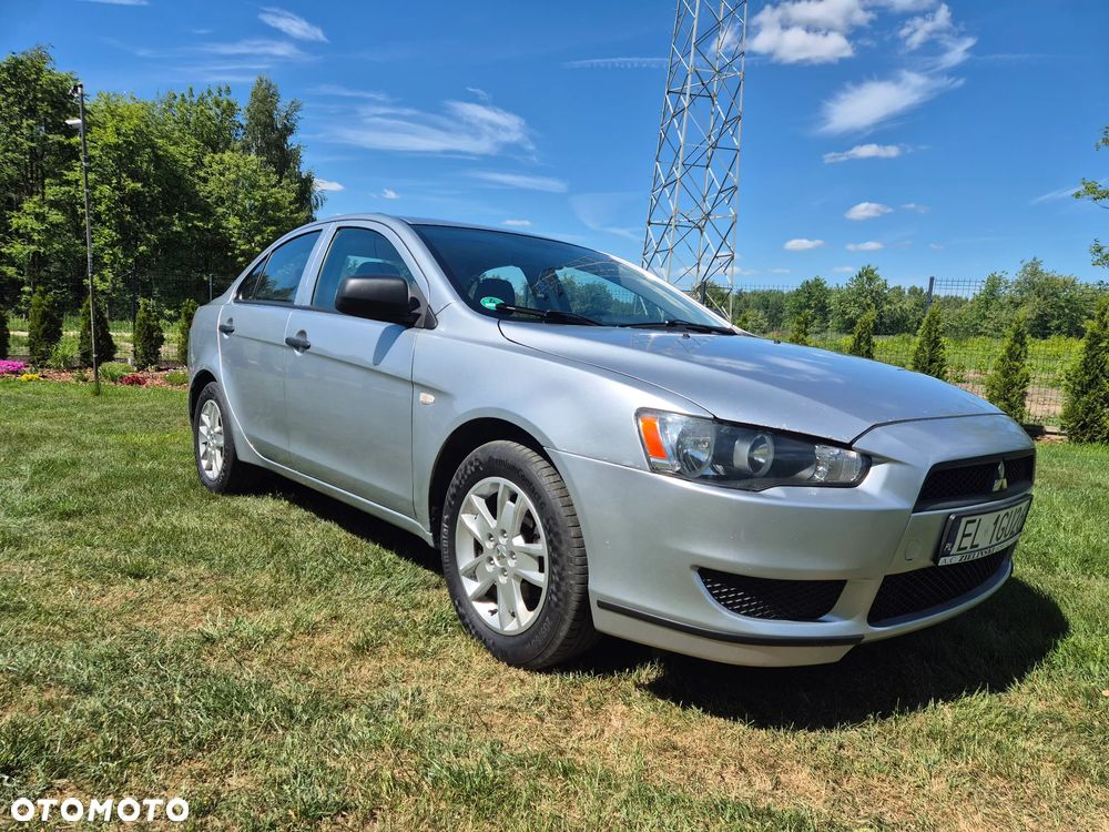 Mitsubishi Lancer 1.5 - 11