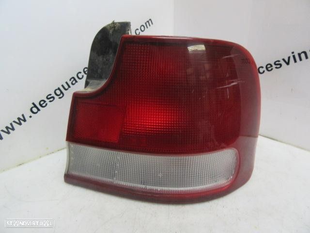 FAROLIM TRASEIRO DIREITO HYUNDAI LANTRA 1.5 G -4DJ - 1
