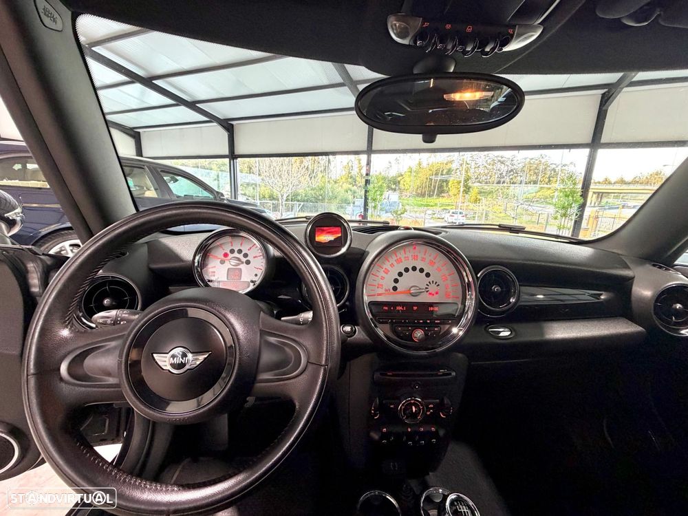 MINI 3 Portas Cooper D - 34