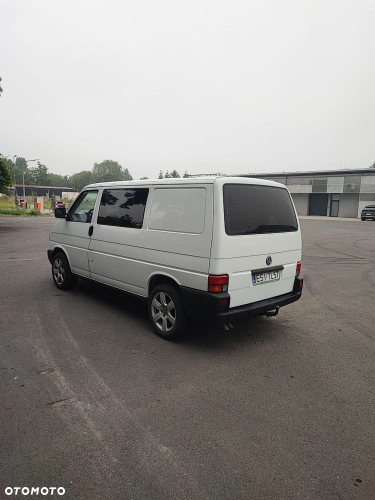 Volkswagen Transporter - 2