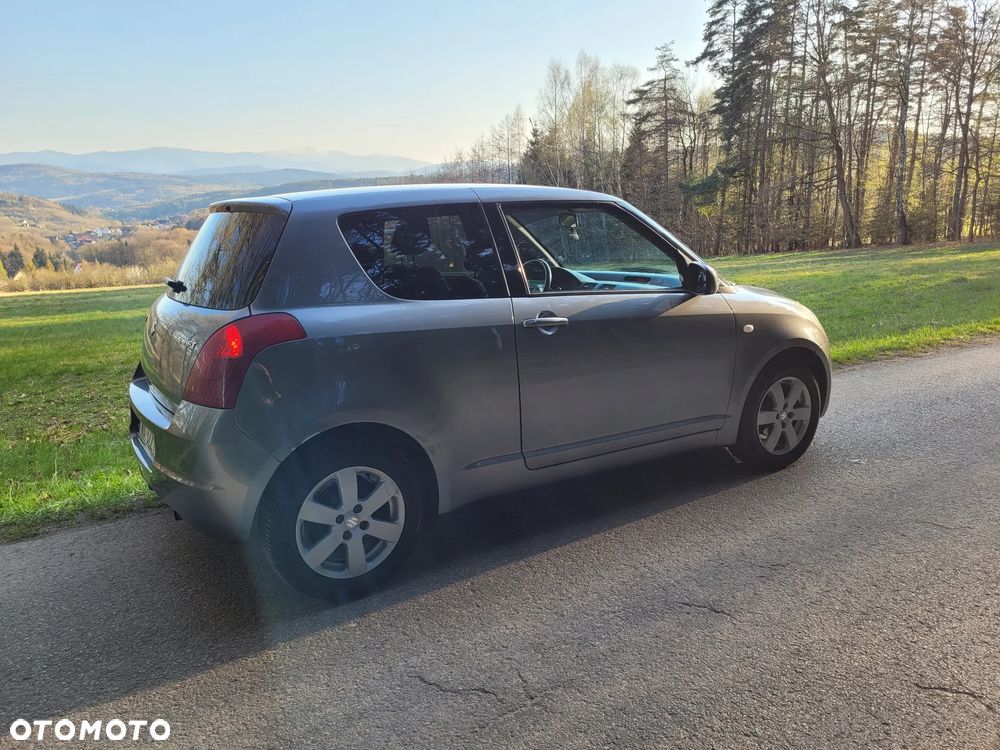 Suzuki Swift 1.3 Classic - 2