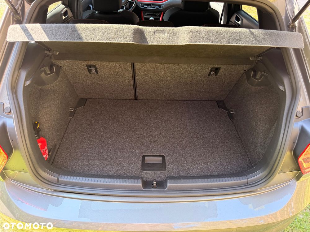 Volkswagen Polo 2.0 TSI OPF GTI - 18