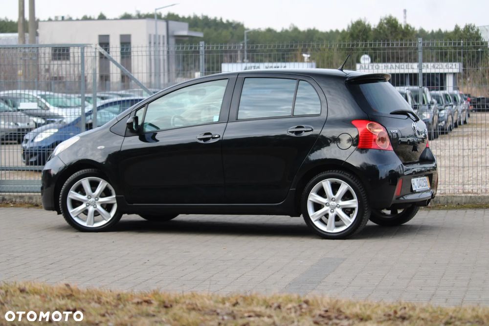Toyota Yaris 1.8 VVT-i TS - 12