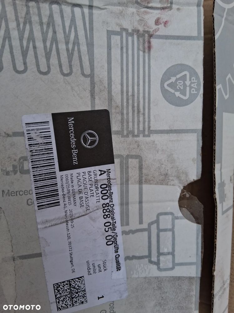 Emblemat Distronic Mercedes - 2