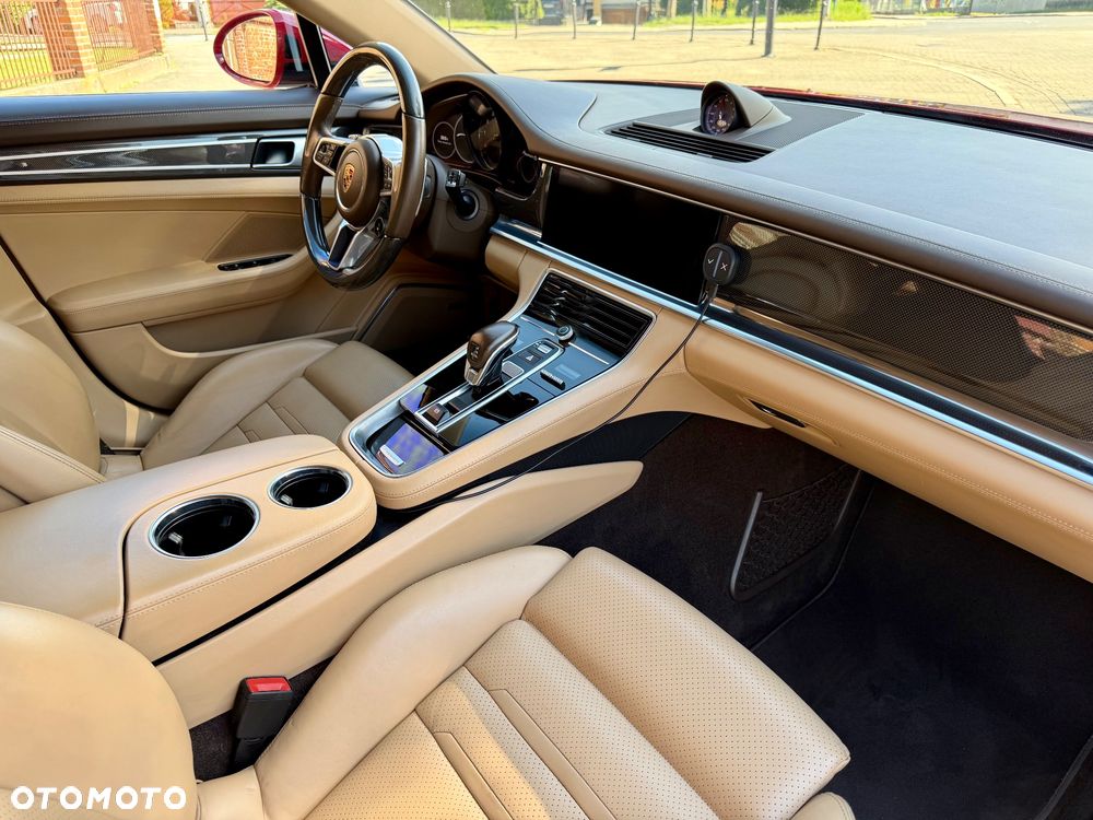 Porsche Panamera 4S GPF - 14