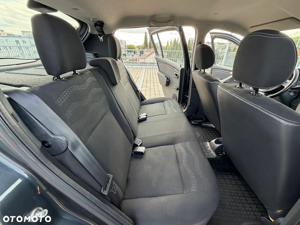 Dacia Sandero - 12