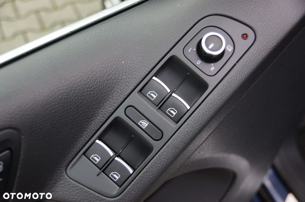 Volkswagen Tiguan 2.0 TDI 4Mot R-Style - 25