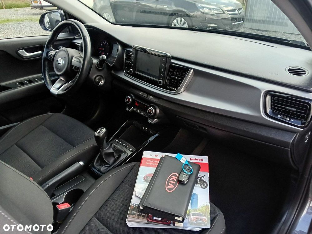 Kia Rio - 7
