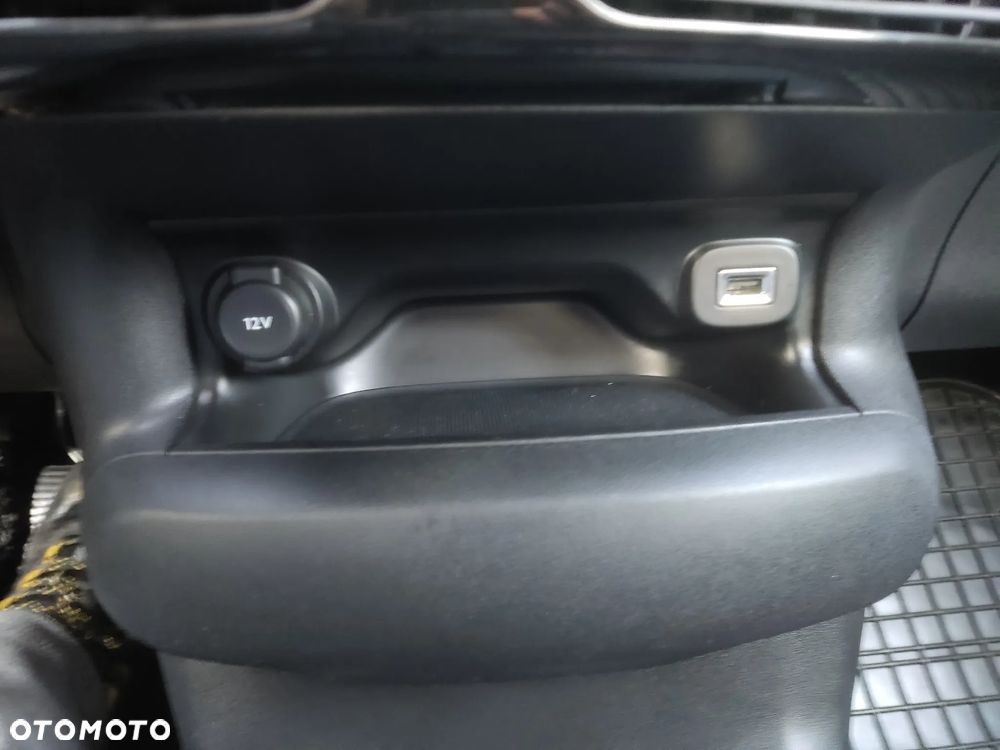 Citroën C4 Cactus 1.2 PureTech Shine Edition - 23