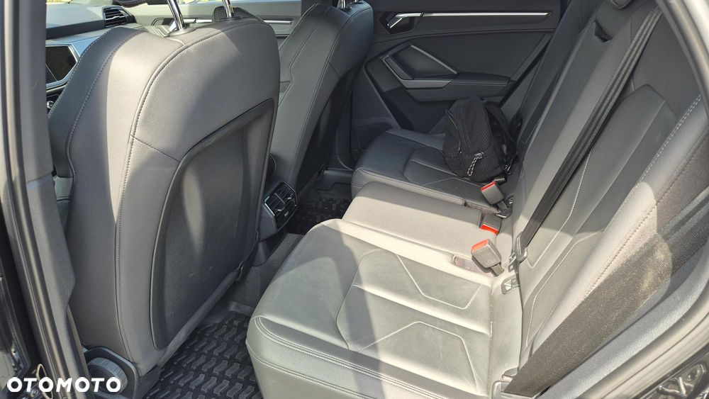 Audi Q3 Sportback 40 TDI Quattro S Line S tronic - 9