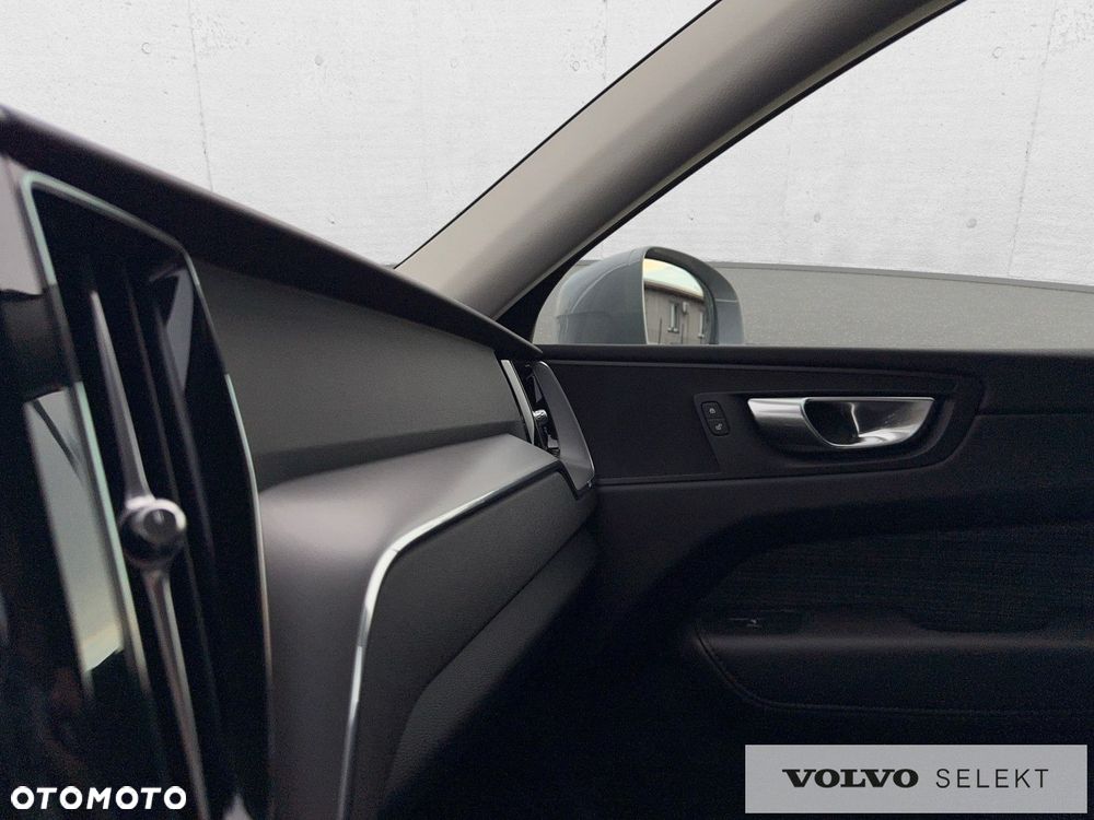 Volvo XC 60 - 22