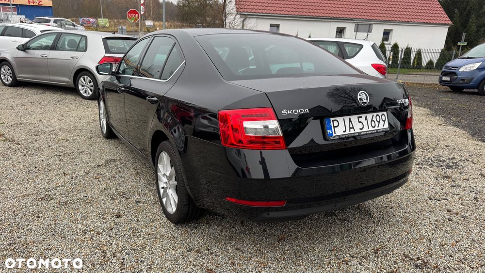 Skoda Octavia 2.0 TDI Style - 6