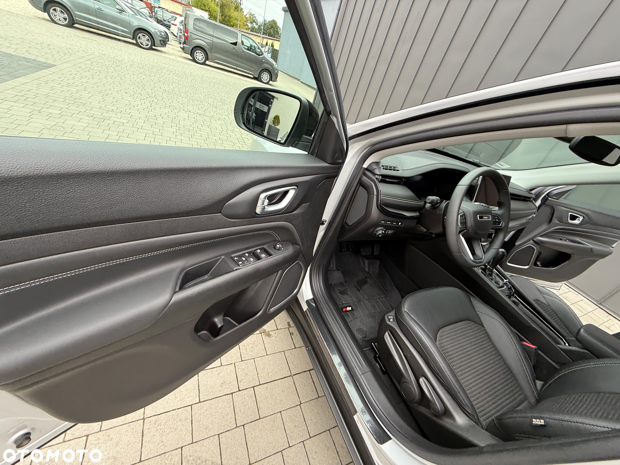 Jeep Compass 1.3 T4 PHEV 4xe Night Eagle S&S - 31