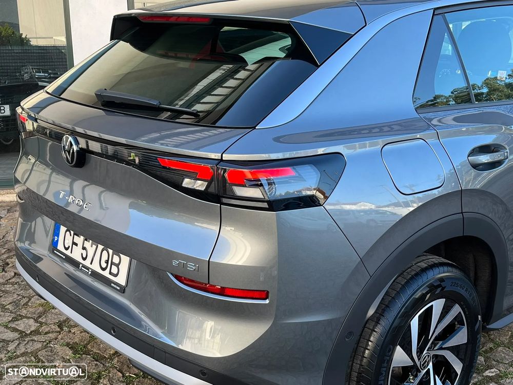 VW T-Roc 1.5 eTSI Trend DSG - 11