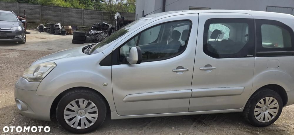 CITROEN BERLINGO II 1,6HDI 90KM silnik - 3