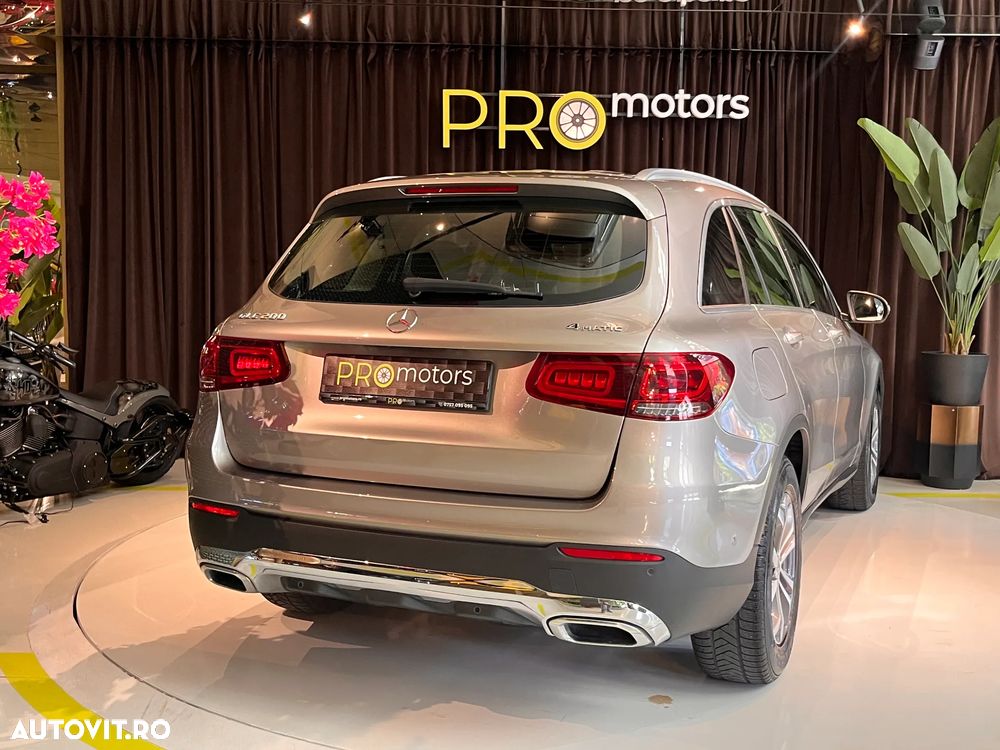 Mercedes-Benz GLC 200 4MATIC 9G-TRONIC - 5