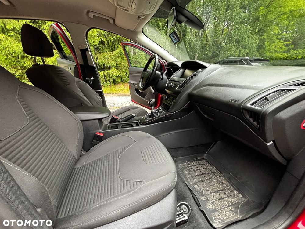 Ford Focus - 15