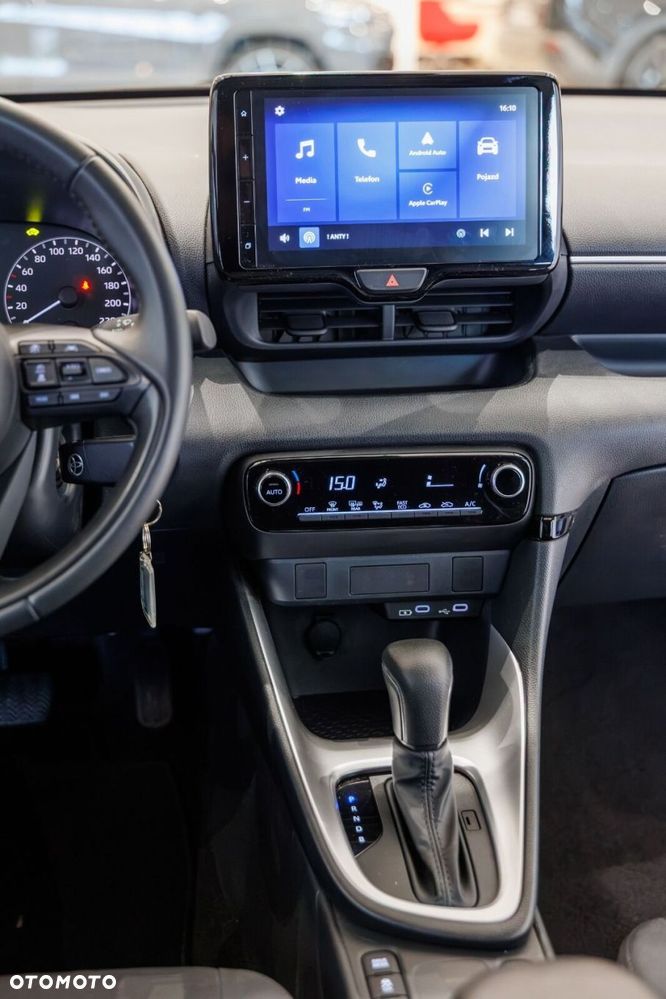 Toyota Yaris - 25