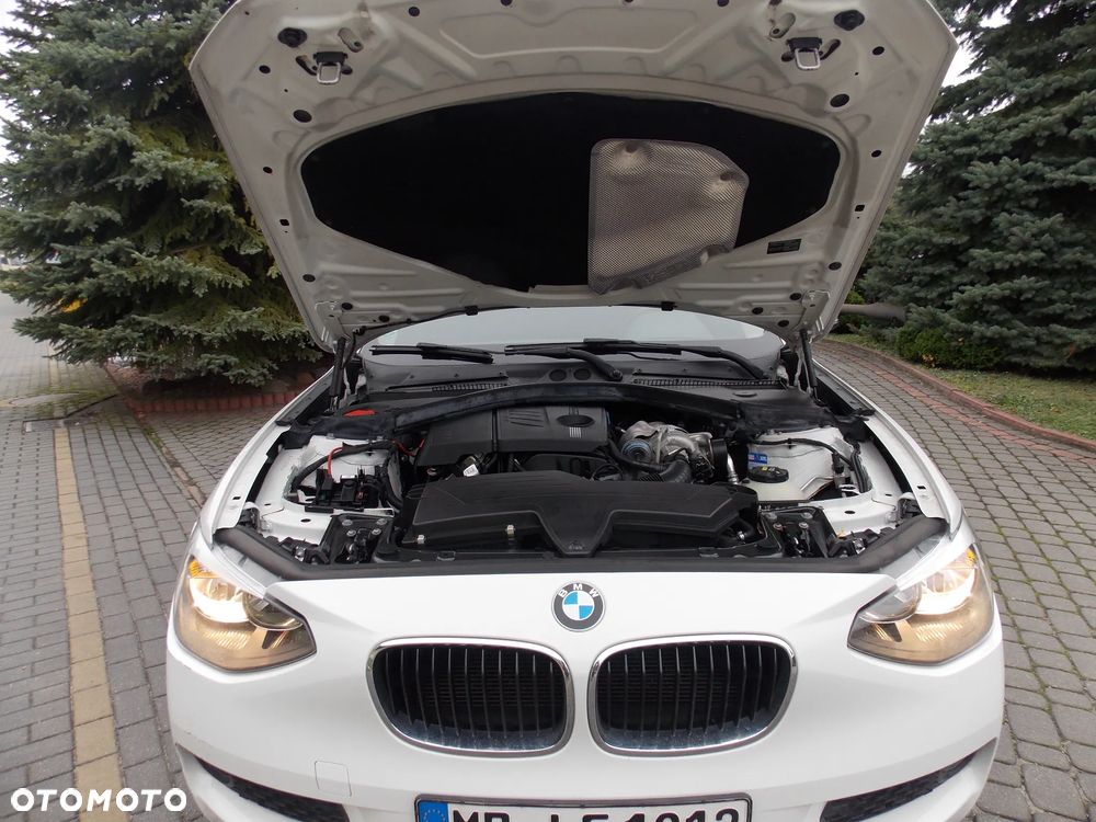 BMW Seria 1 - 25