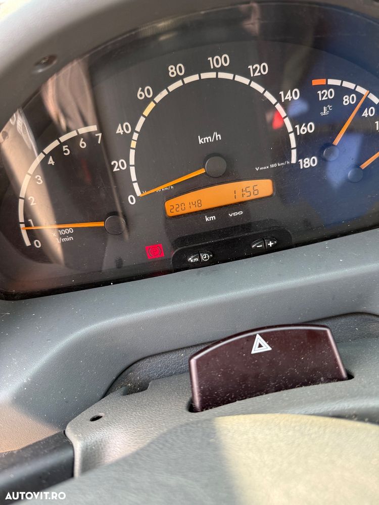 Mercedes-Benz Sprinter - 7