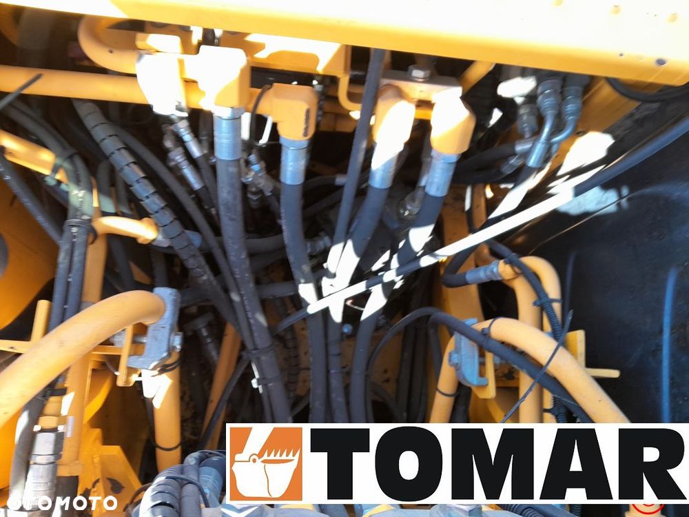 JCB JS 145 W - 22