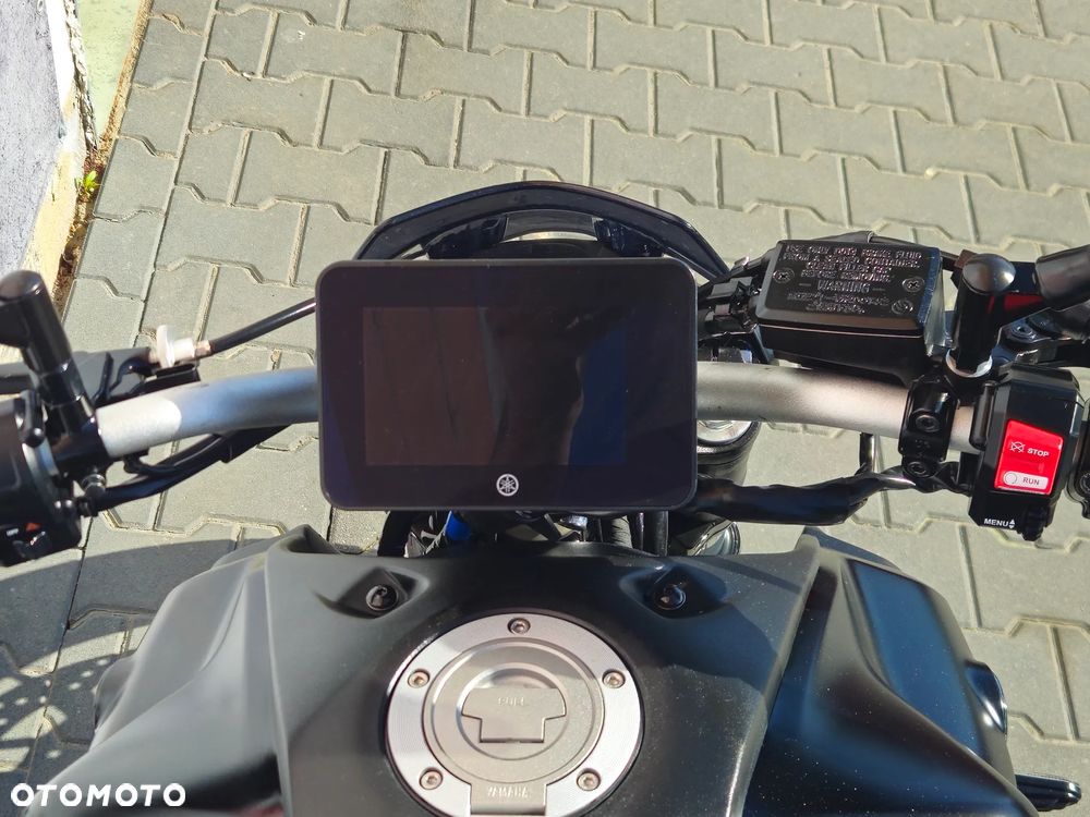 Yamaha MT - 8