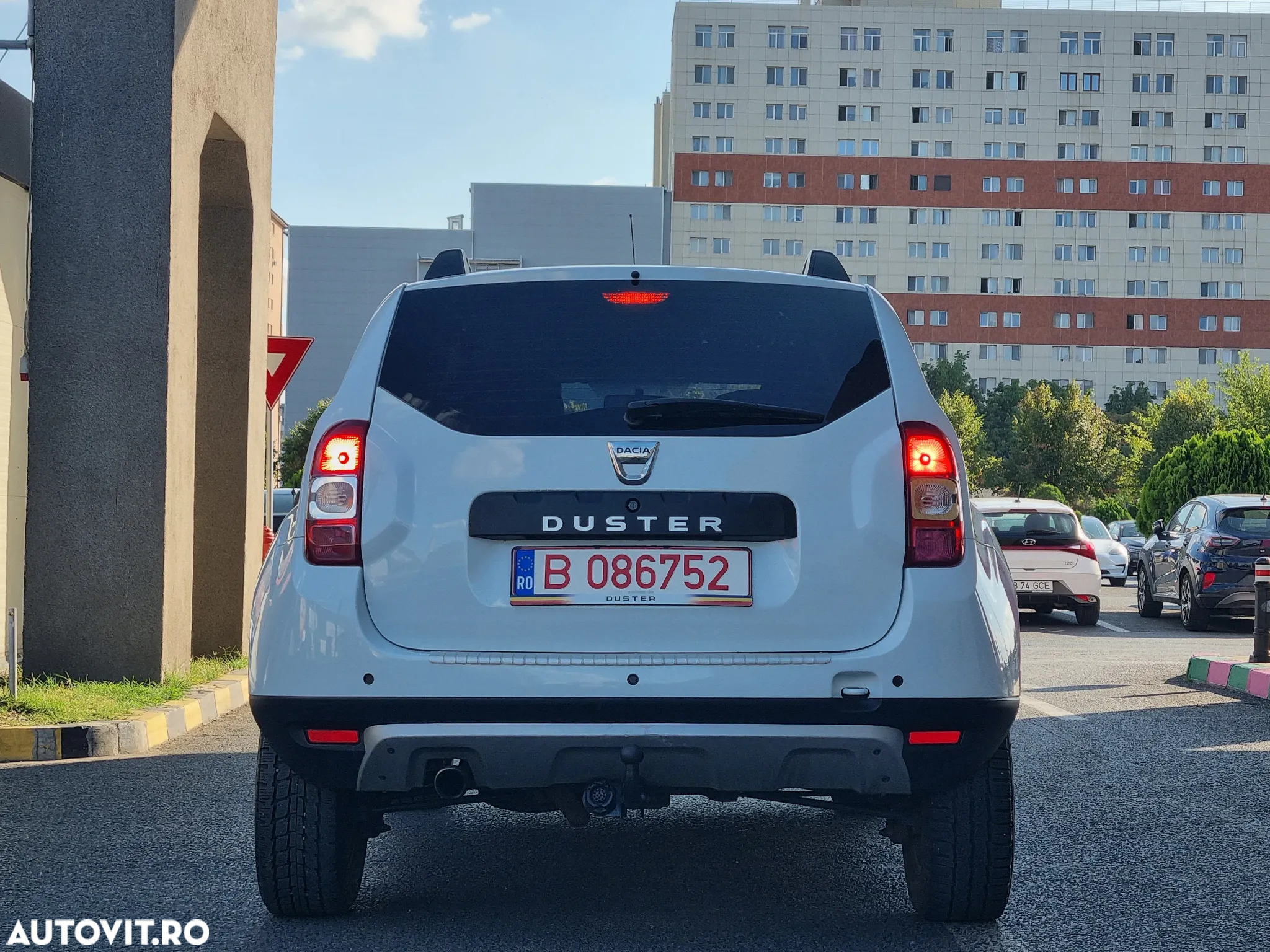 Dacia Duster 1.2 TCe 4x4 Laureate - 9