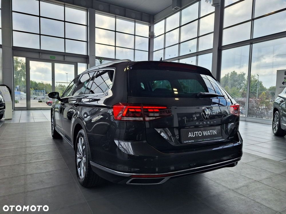 Volkswagen Passat - 3