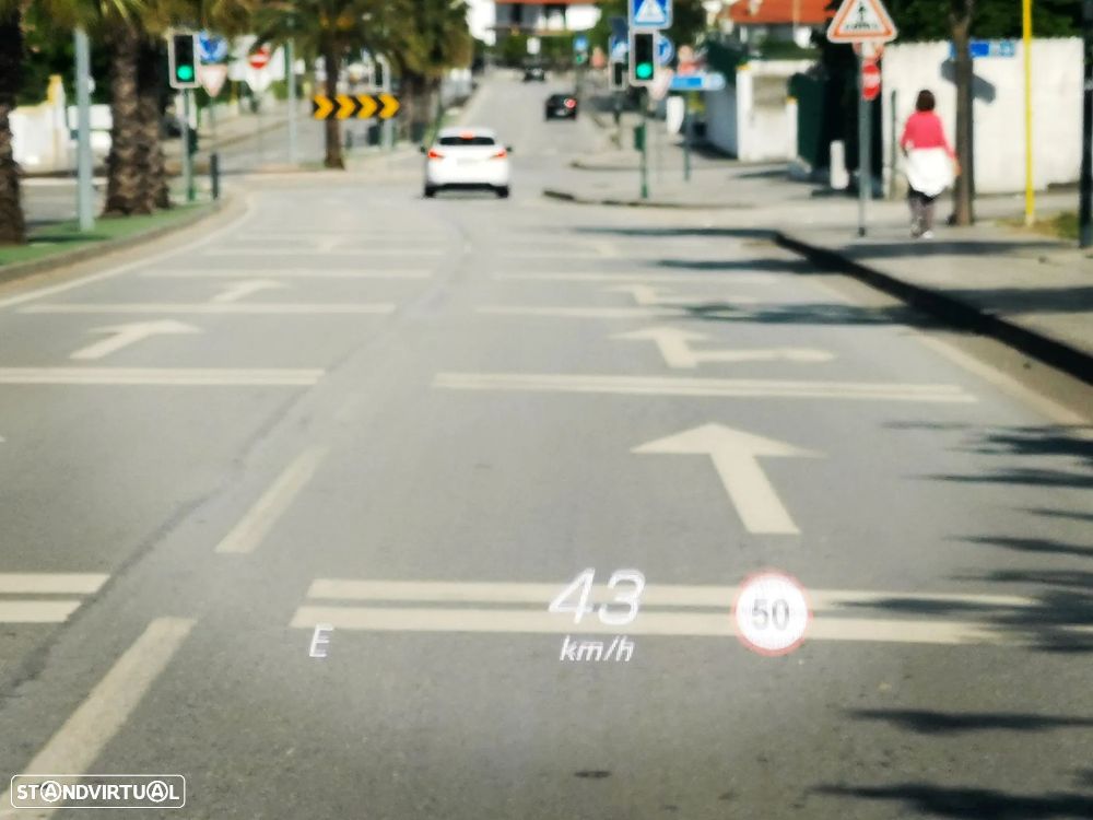 Mercedes-Benz E 220 d Avantgarde - 11