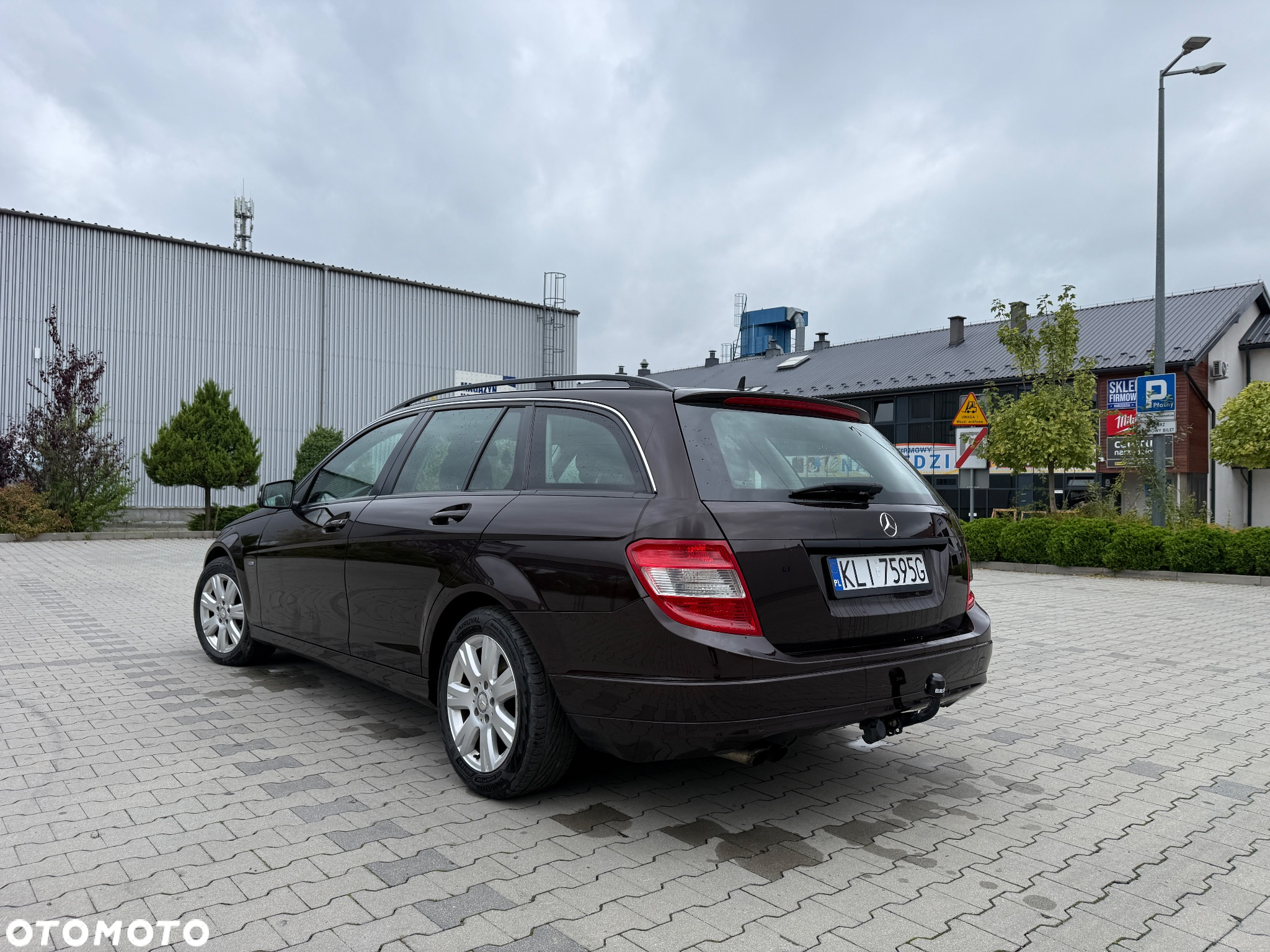 Mercedes-Benz Klasa C 180 T CDI DPF (BlueEFFICIENCY) - 9