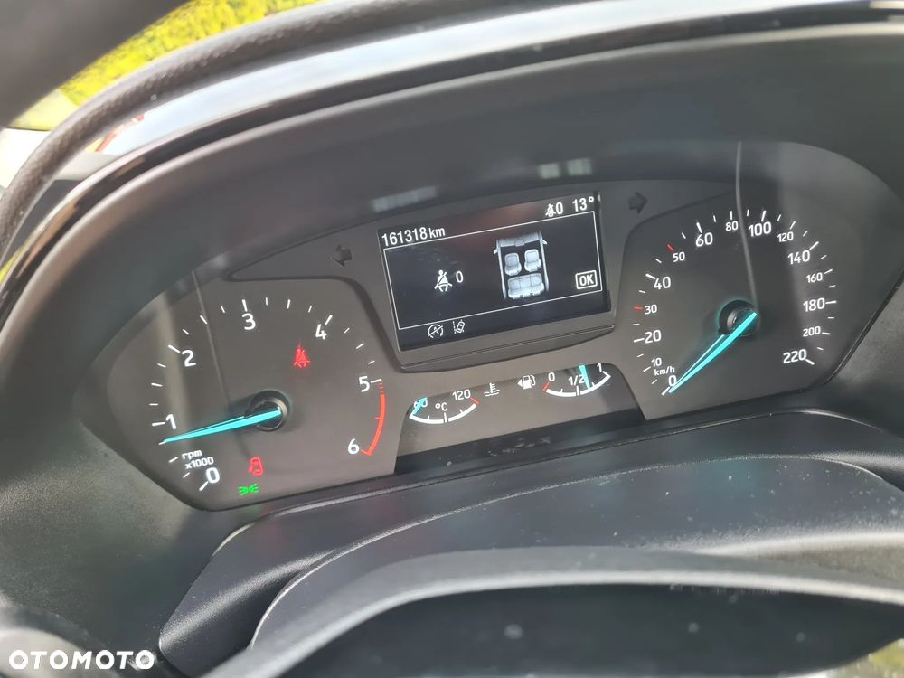 Ford Fiesta 1.5 TDCi S&S TREND - 31