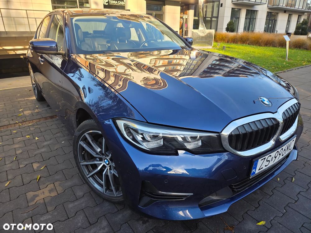 BMW Seria 3 320i xDrive - 10