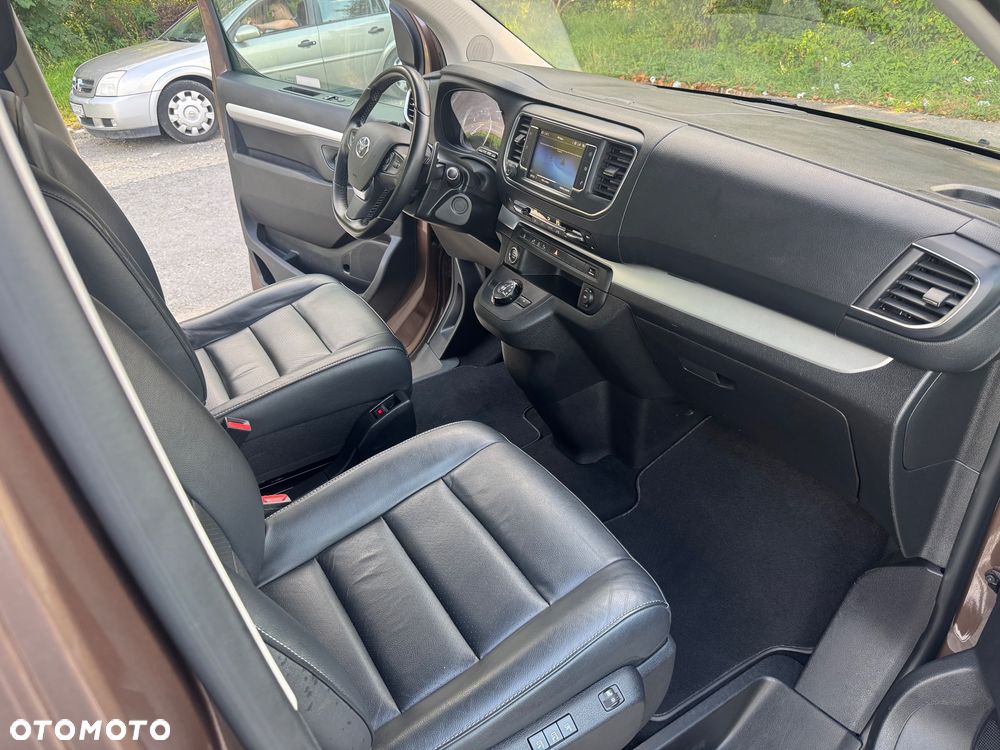 Toyota ProAce Kombi 2.0 D-4D Long 2,8t - 27