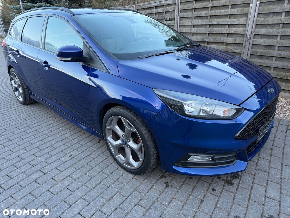 Ford Focus ST - 7