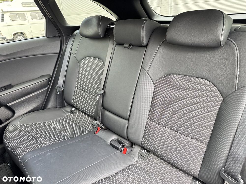 Kia Ceed 1.5 T-GDI L DCT - 24