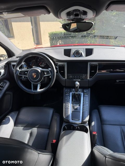 Porsche Macan Standard - 12