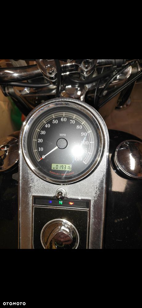 Harley-Davidson Softail Heritage Classic - 4