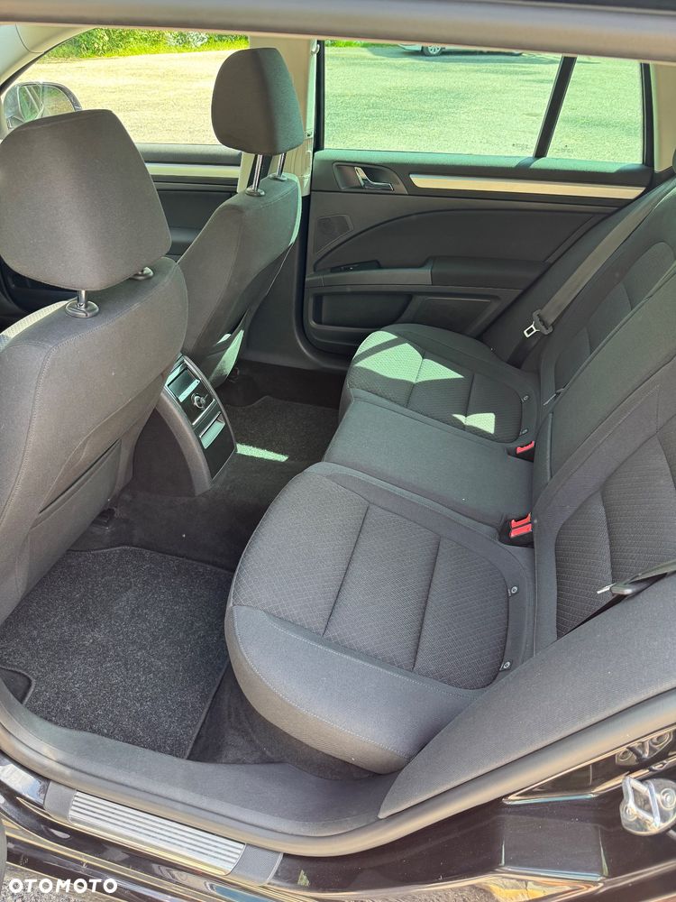 Skoda Superb 2.0 TDI DSG Ambition - 16