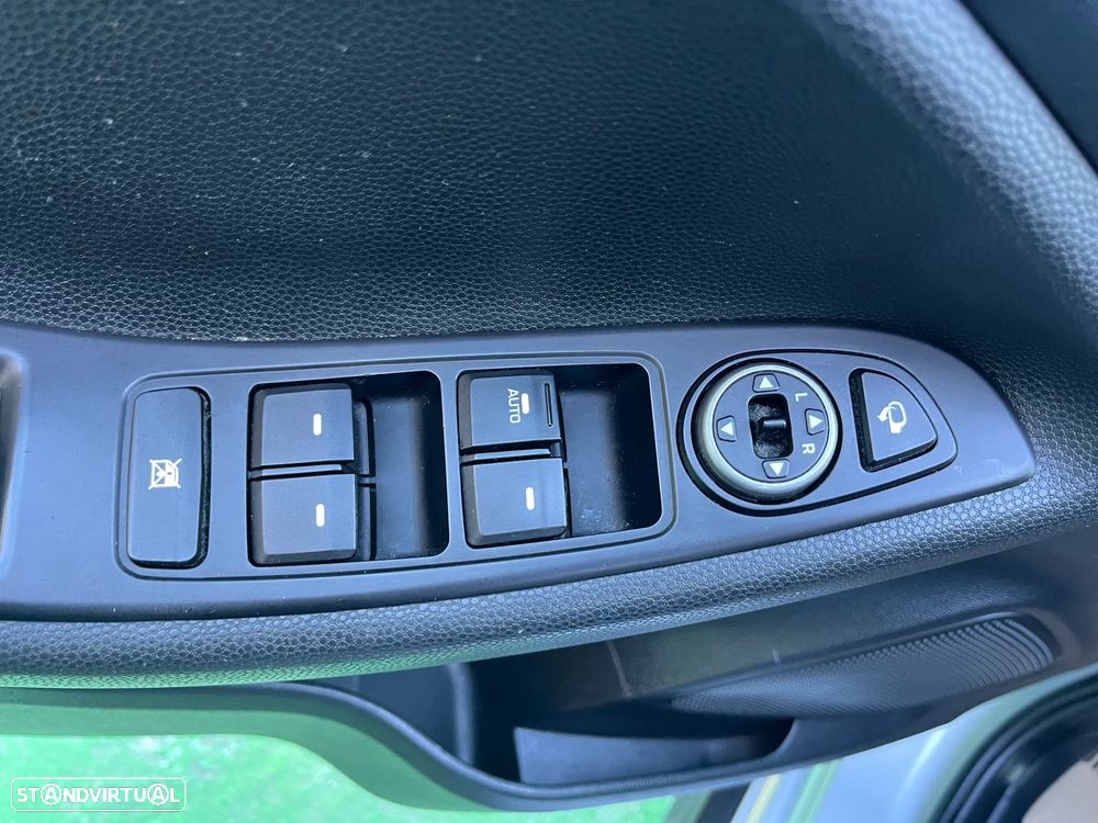 Hyundai i20 Active 1.0 T-GDi Style 7DCT - 11