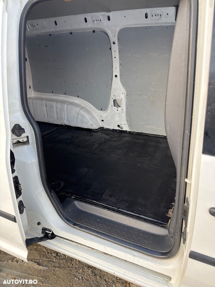 Volkswagen Caddy - 6