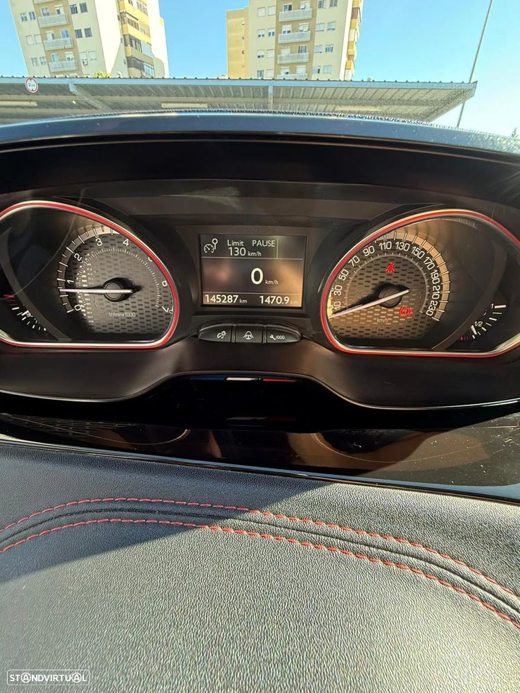 Peugeot 208 1.6 THP GTi - 8