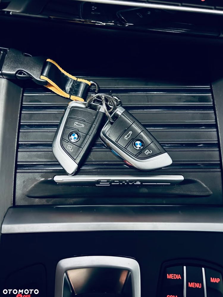 BMW X5 xDrive40e - 25