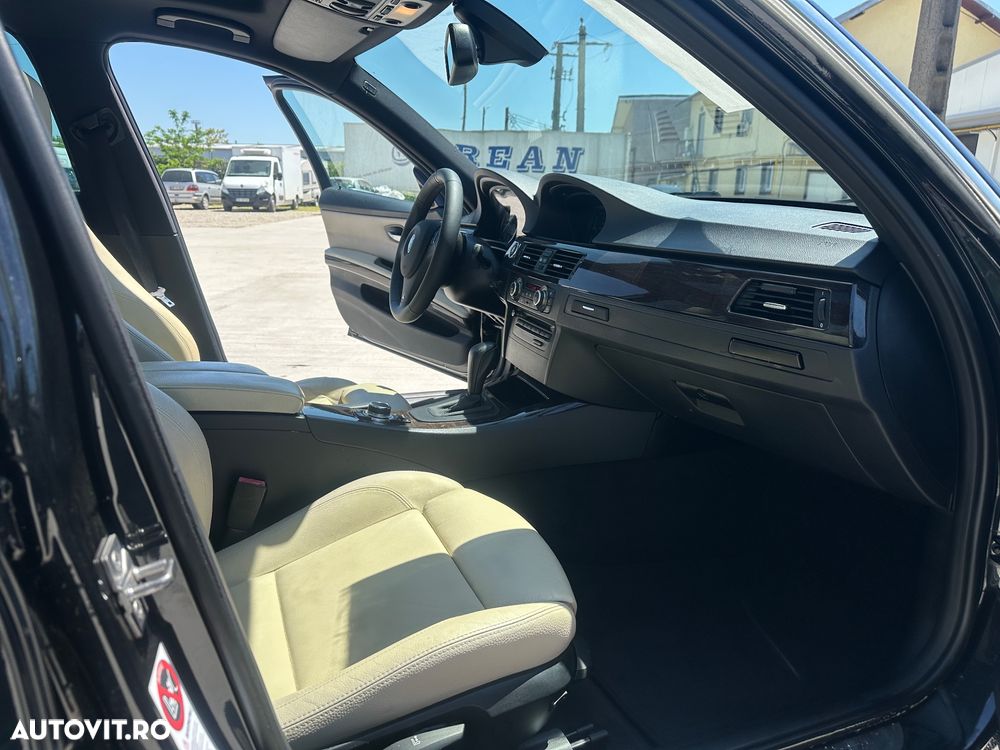 BMW Seria 3 320d - 11