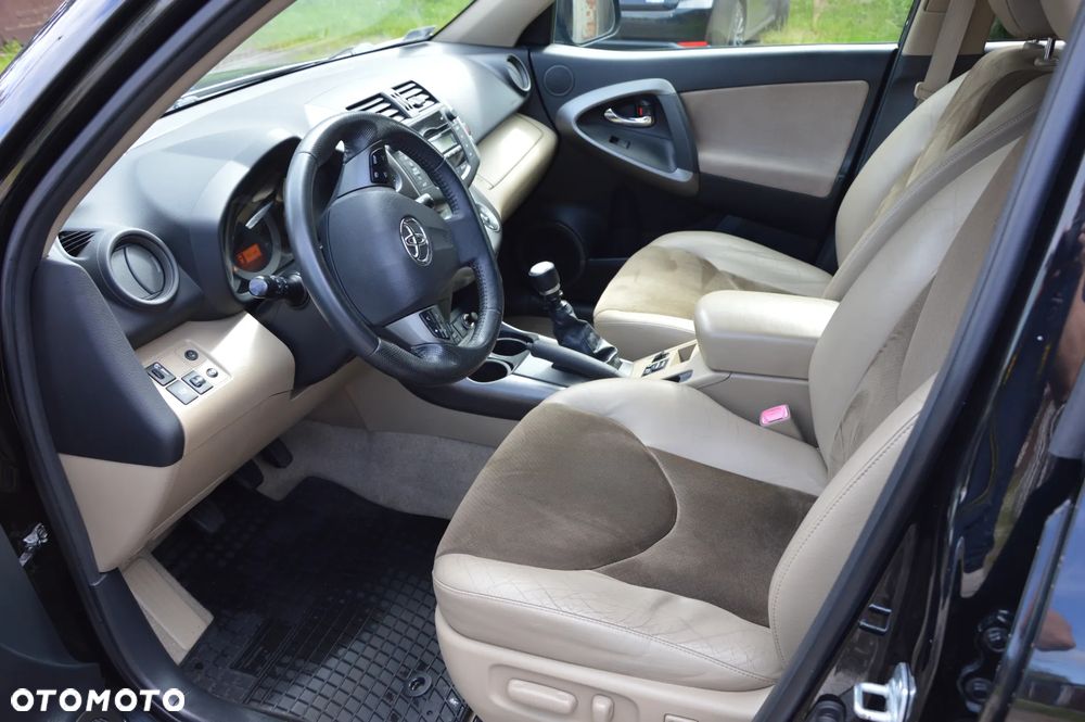 Toyota RAV4 2.0 VVT-i Luna 4x2 - 8