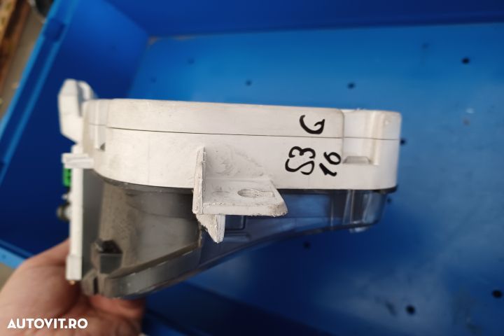 Ceasuri bord 30669185 30710071 Volvo V50 1 [2003 - 2011] wagon 2.0 D - 5