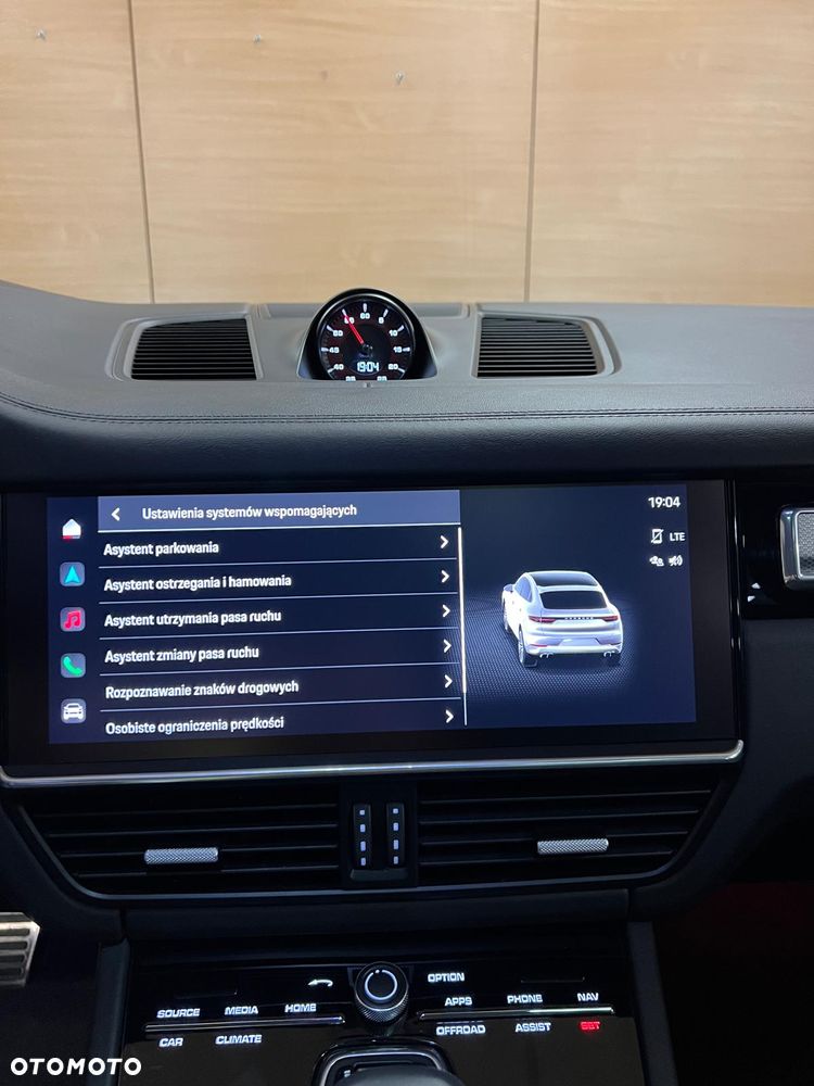 Porsche Cayenne - 27