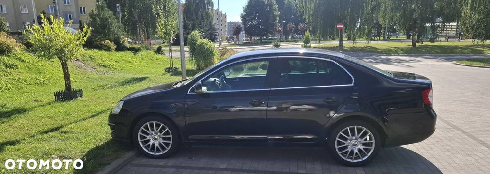 Volkswagen Jetta 1.9 TDI Comfortline - 2