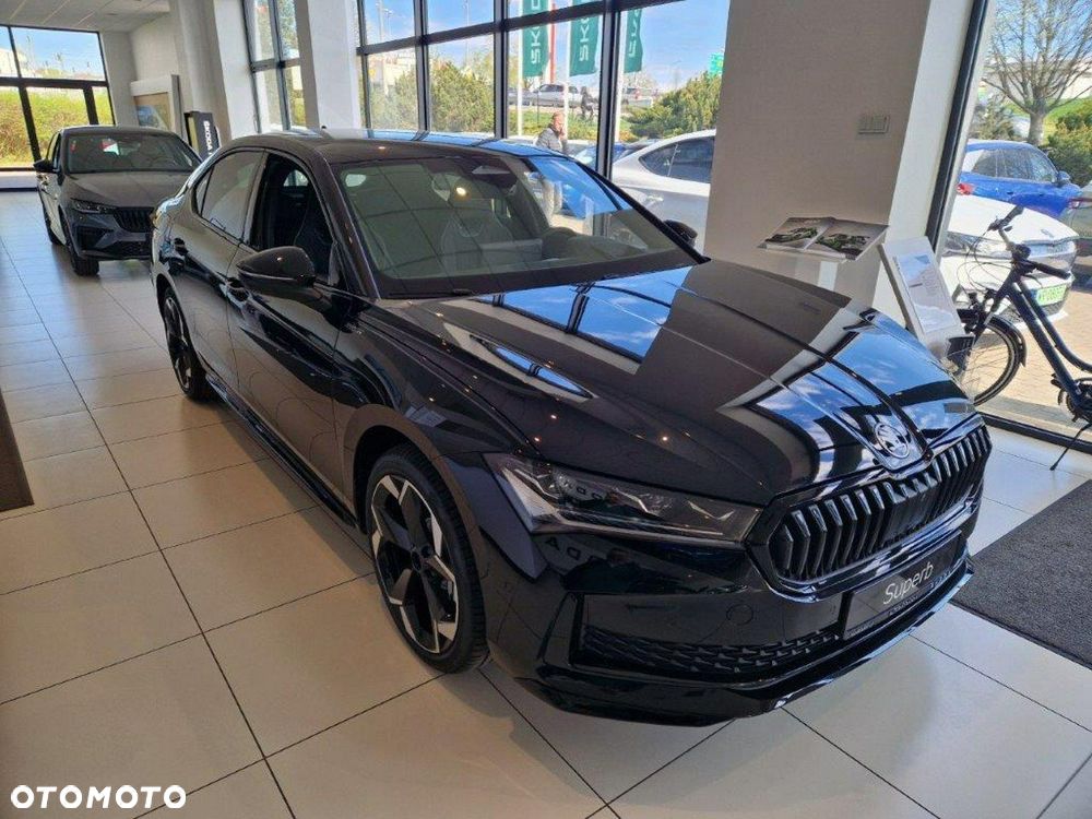 Skoda Superb 2.0 TDI SCR 4x4 Sportline DSG - 3