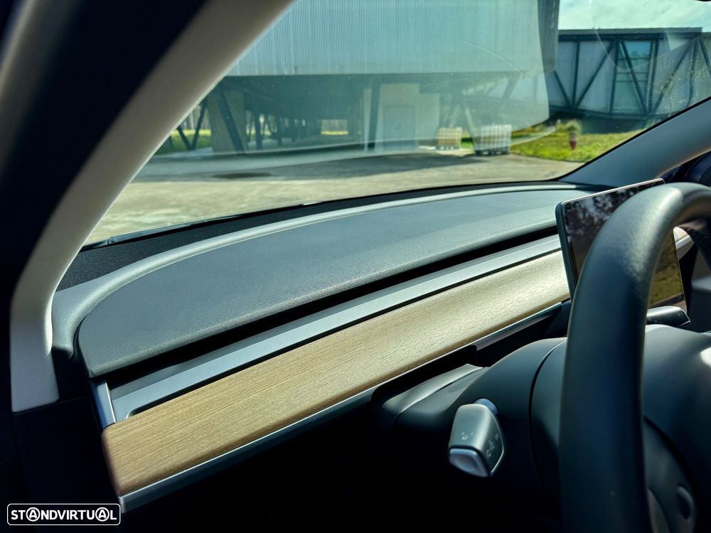 Tesla Model 3 Standard Range Plus RWD - 23