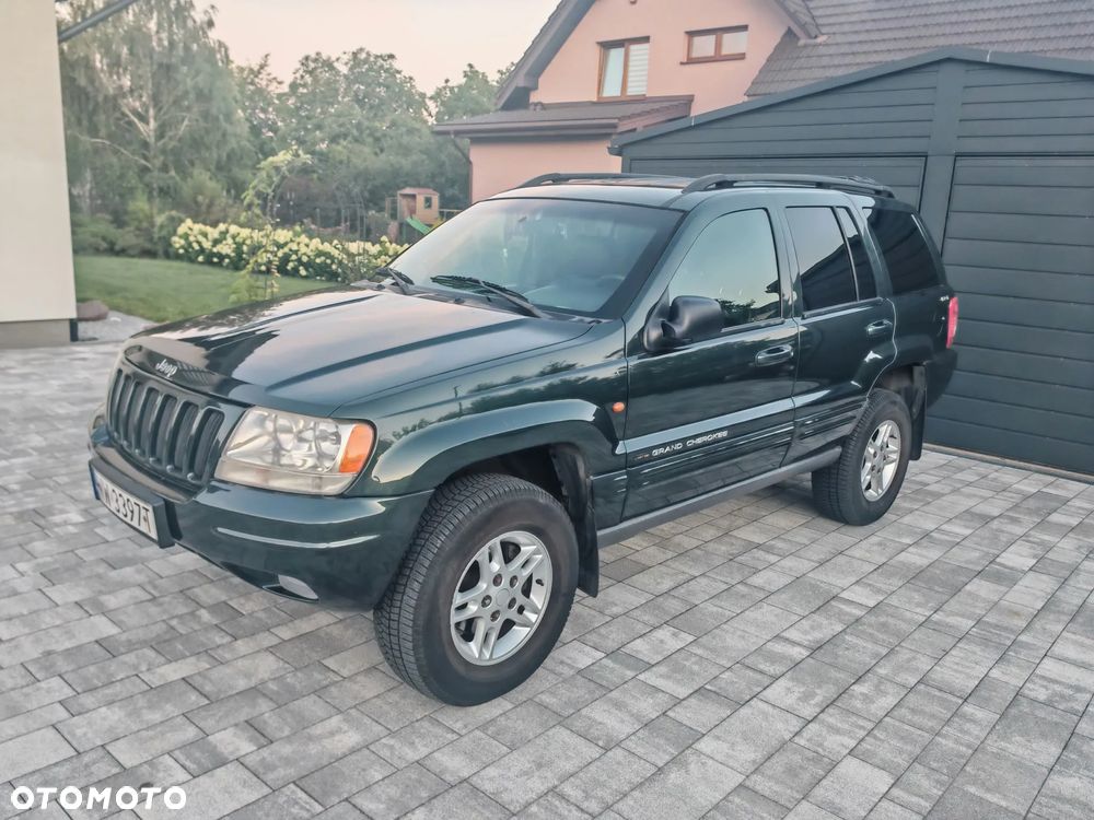 Jeep Grand Cherokee - 23